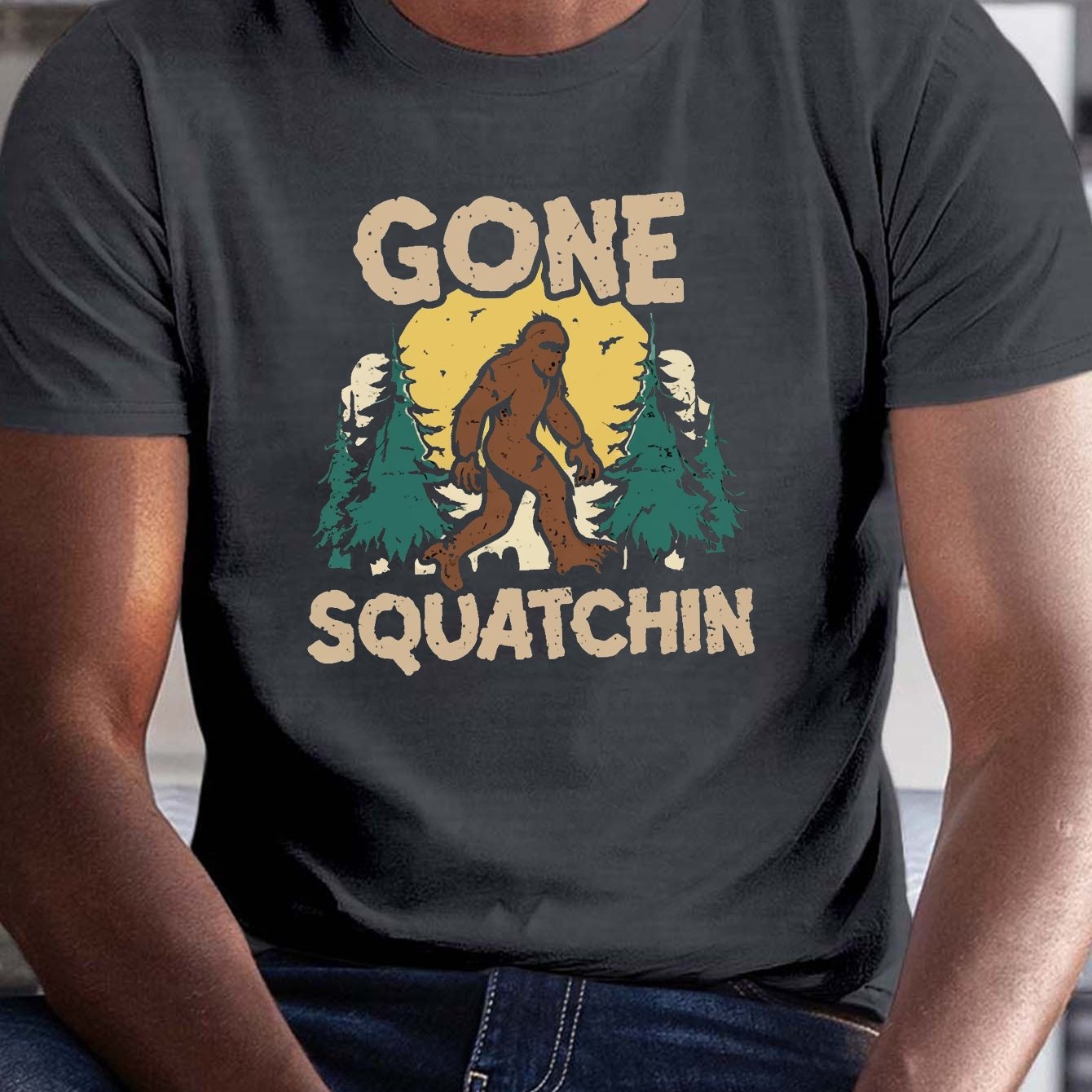 Plus Size Men's Summer T-shirt, Sasquatch T Shirt Gone Squatchin Graphic Print Short Sleeve Tees, Trendy Casual Tops For Daily Life, Big & Tall