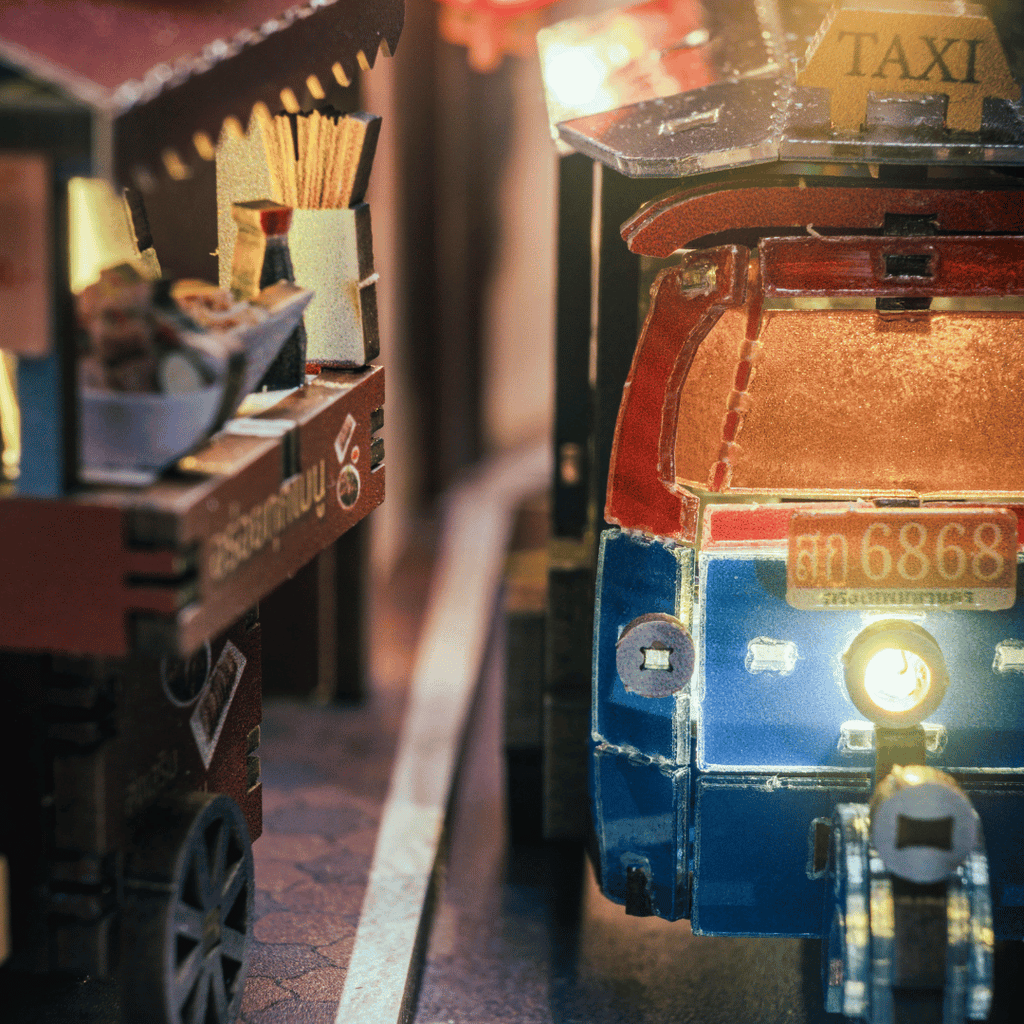 Bangkok Yaowarat Book Nook Kit | Exclusive Release