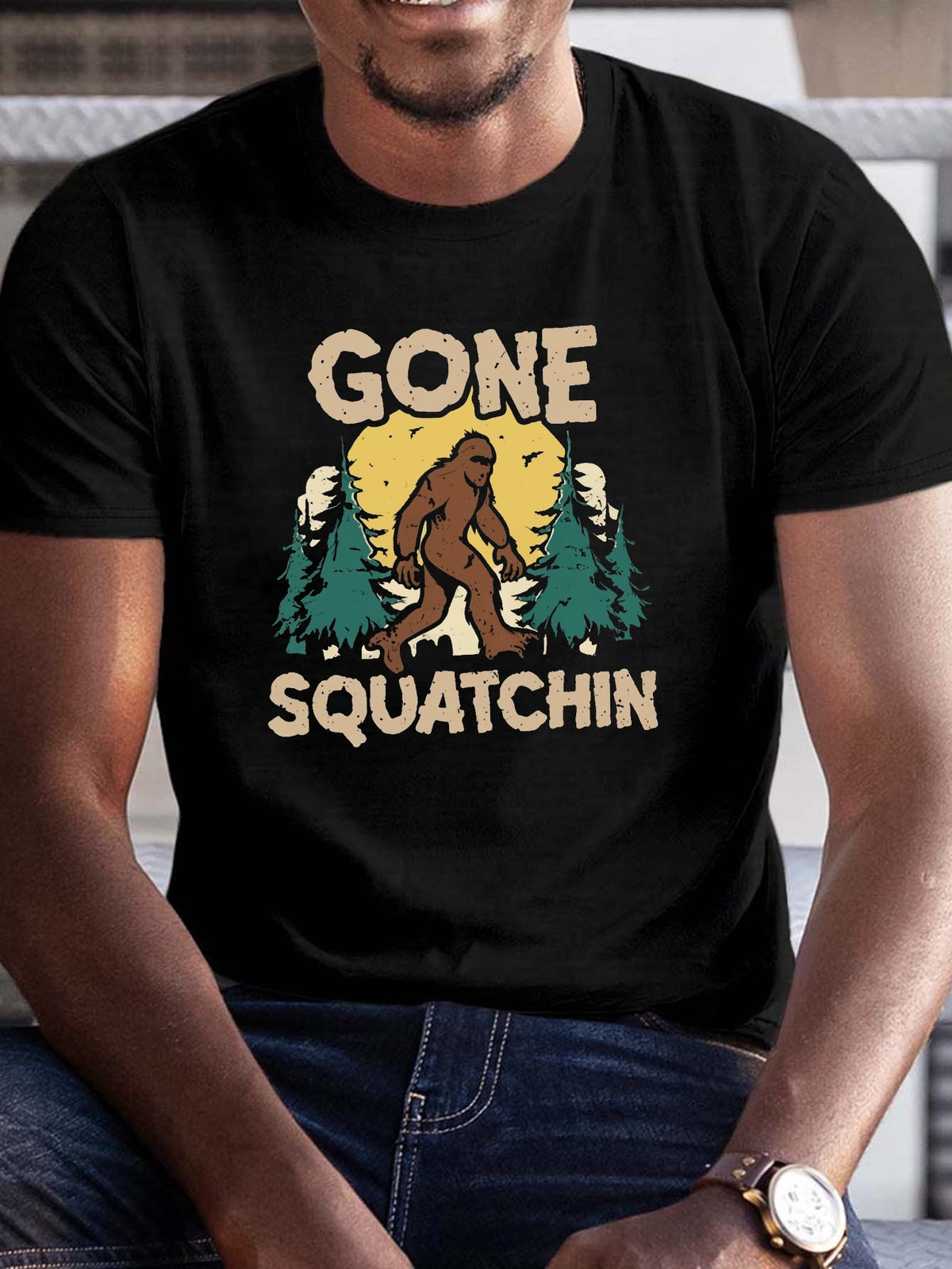 Plus Size Men's Summer T-shirt, Sasquatch T Shirt Gone Squatchin Graphic Print Short Sleeve Tees, Trendy Casual Tops For Daily Life, Big & Tall