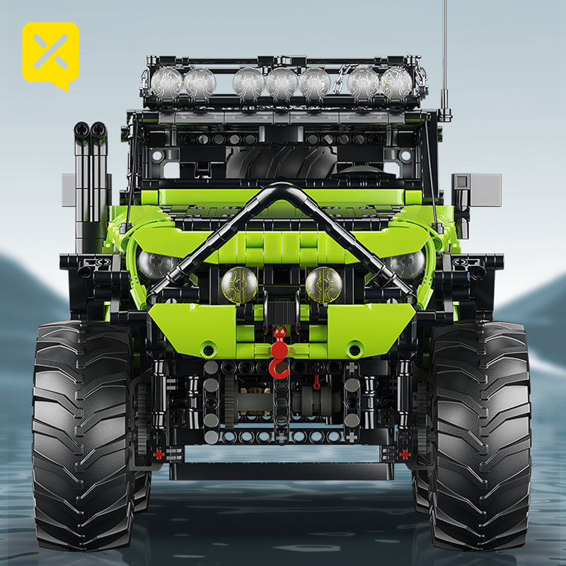 2372pcs! 1:8 large scale heavy cross-country building block car, exquisite and fun. The solid body is equipped with domineering large tires, and the details are rich and super cool. Hands-on assembly, enjoy the joy of creation, suitable for building block