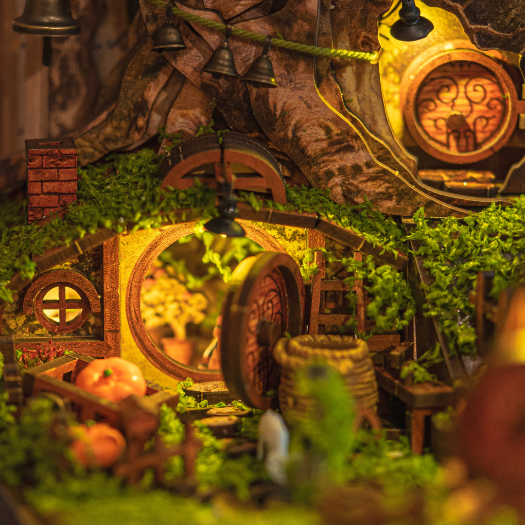 [Coming Soon - 31 March] Whispering Hollow Miniature House Kit (Music Box) | Collector's Edition