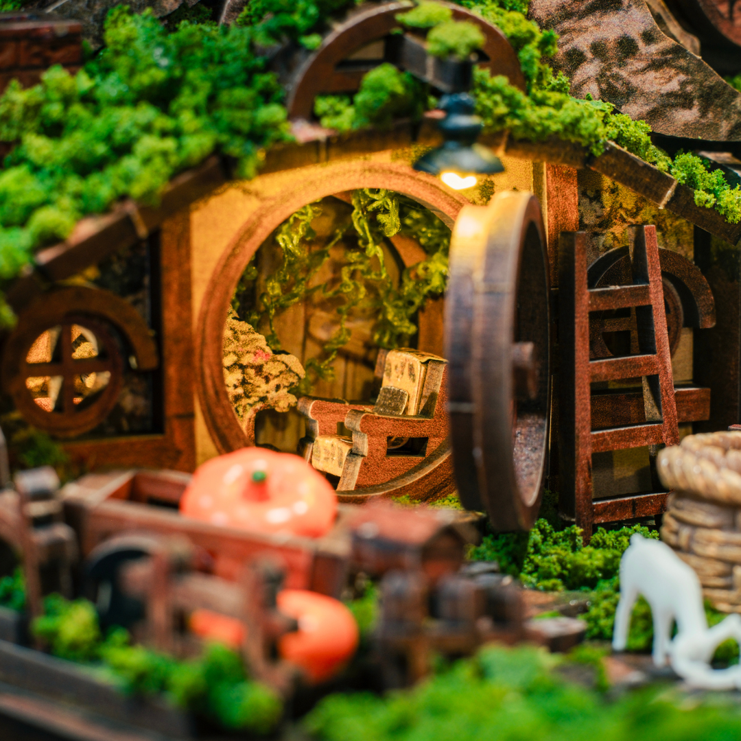 [Coming Soon - 31 March] Whispering Hollow Miniature House Kit (Music Box) | Collector's Edition