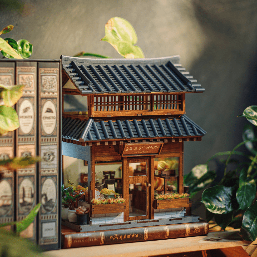 Ikseon-dong Hanok Bakery Miniature House Kit